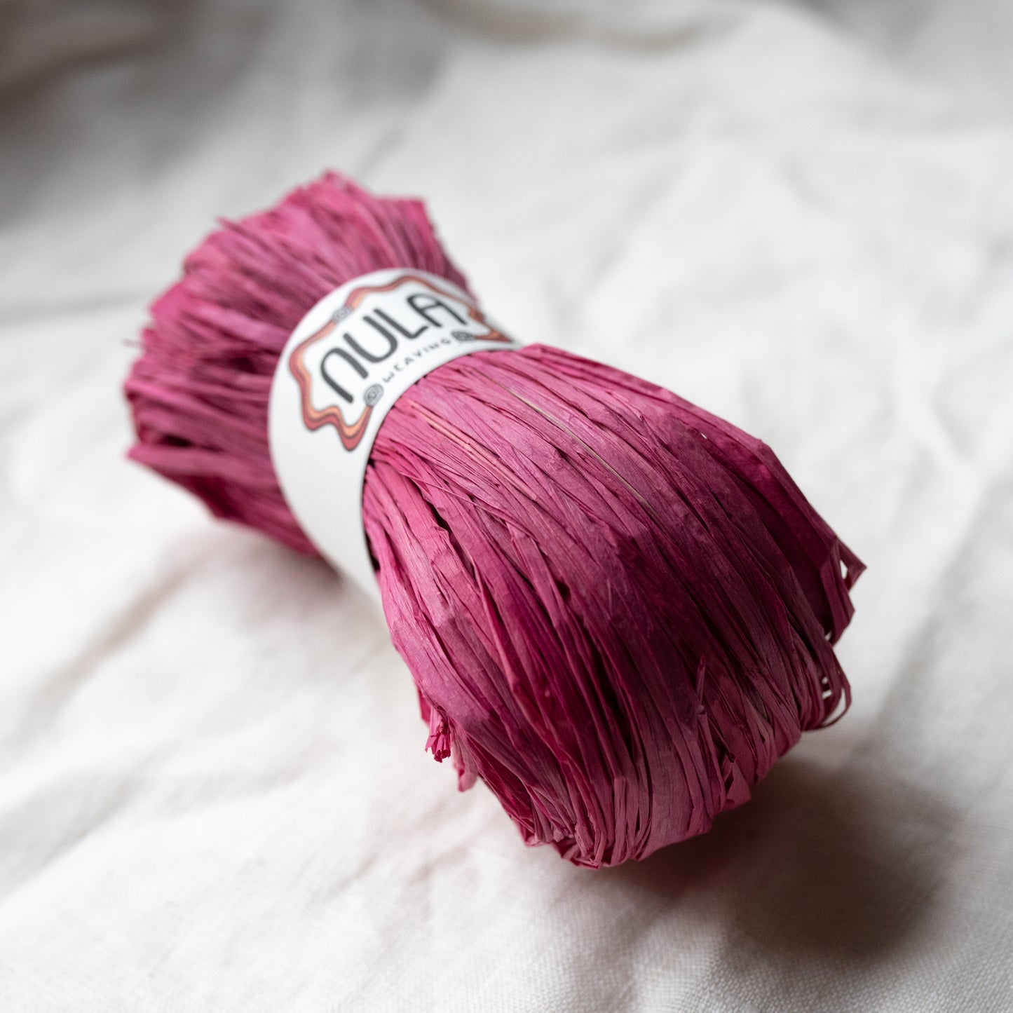hand-dyed raffia: 70g Bubblegum