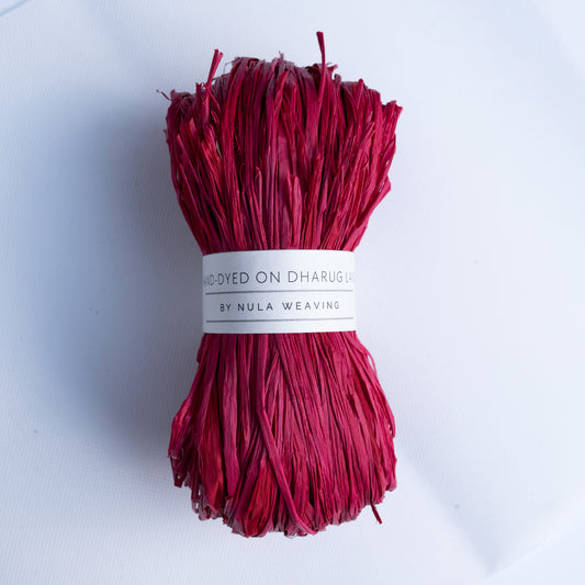 hand-dyed raffia: 100g Fuschia