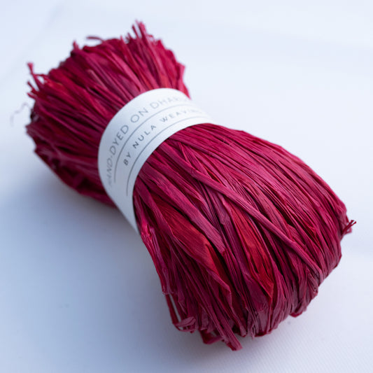 hand-dyed raffia: 100g Fuschia
